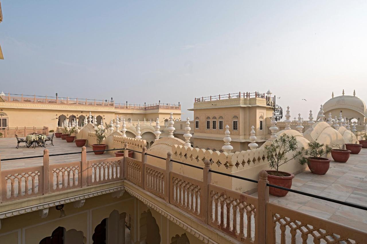 Alsisar Mahal- Heritage Hotel מראה חיצוני תמונה