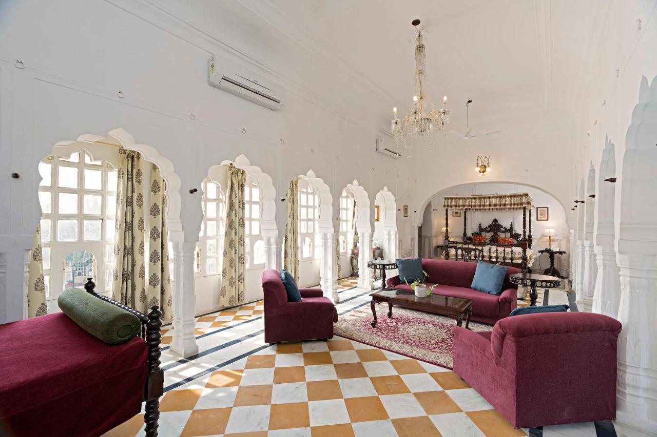 Alsisar Mahal- Heritage Hotel מראה חיצוני תמונה