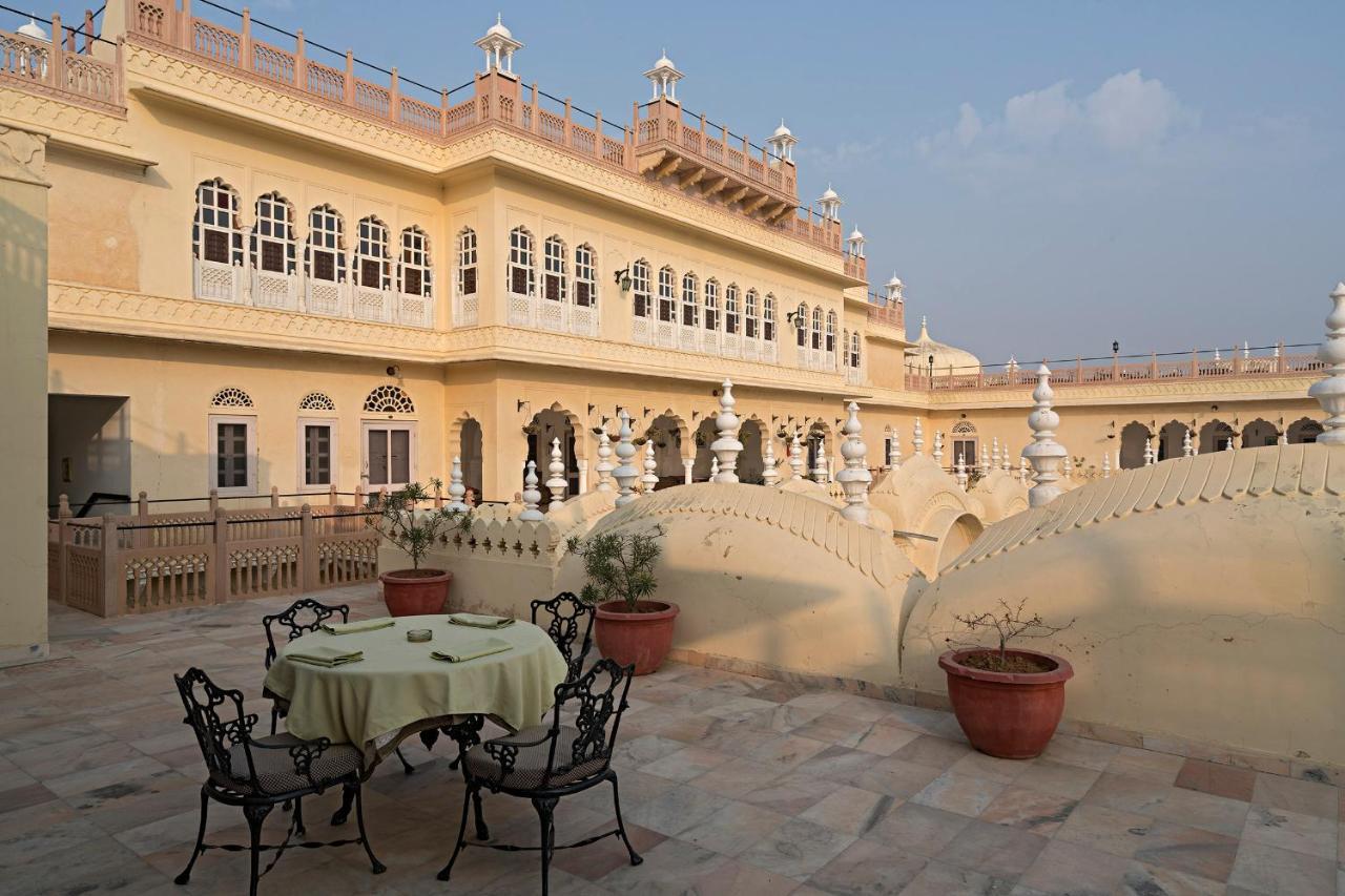 Alsisar Mahal- Heritage Hotel מראה חיצוני תמונה