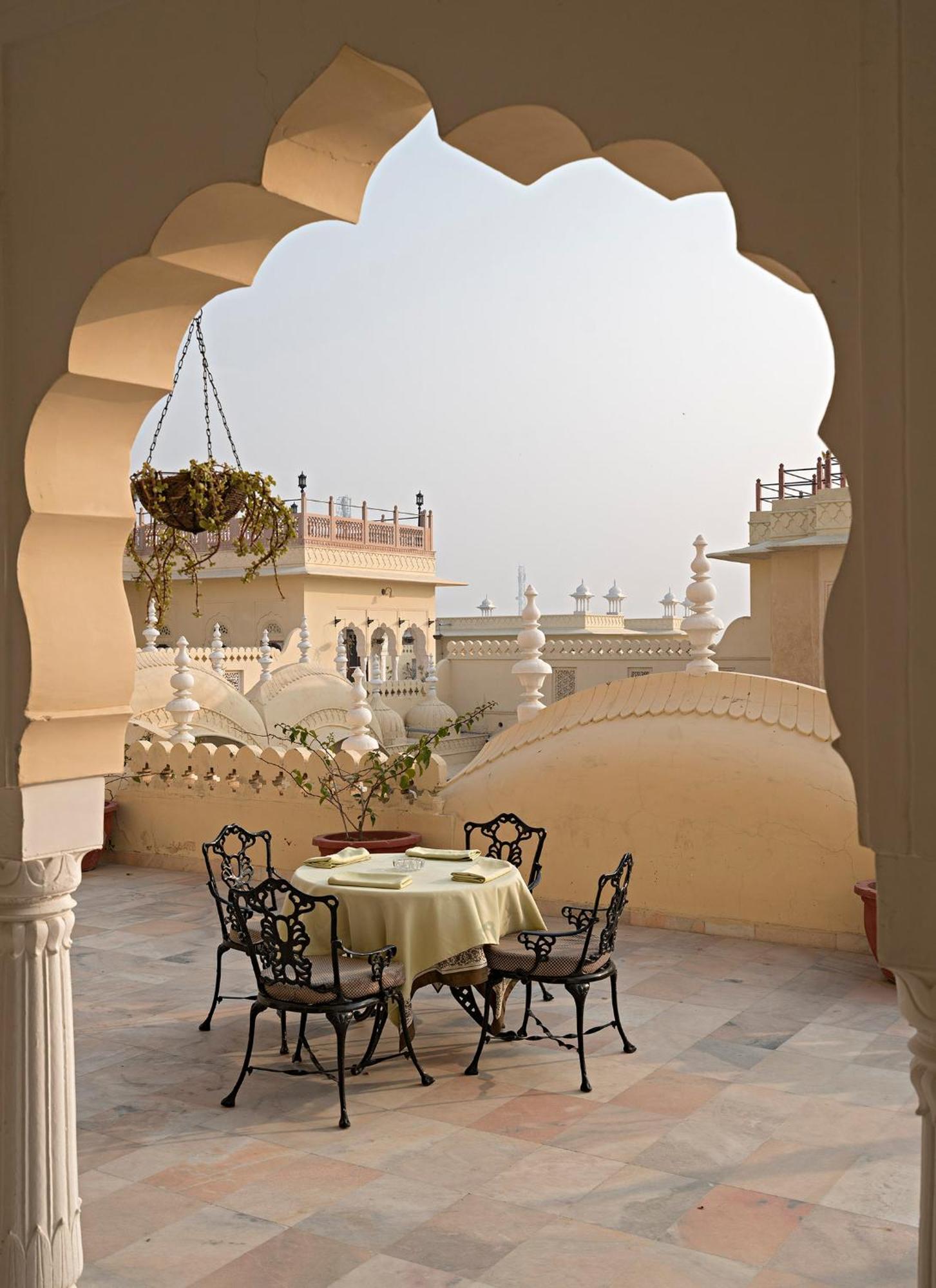 Alsisar Mahal- Heritage Hotel מראה חיצוני תמונה